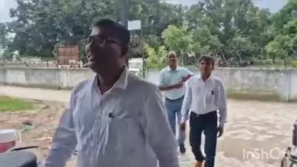 হরিশ্চন্দ্রপুর ২: প্রিন্সিপাল কে হুমকির ঘটনা খতিয়ে দেখতে হরিশ্চন্দ্রপুর কলেজে পৌঁছালো বিশ্ববিদ্যালয়ের প্রতিনিধি দল