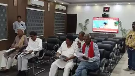 सासाराम: रोहतास में विशेष गहन पुनरीक्षण कार्यक्रम के संबंध में बैठक आयोजित की गई