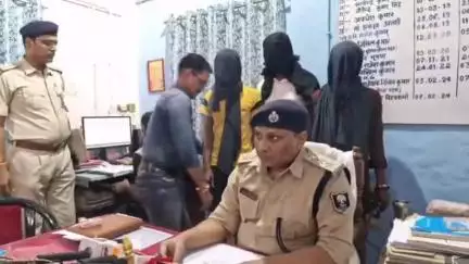 जहानाबाद: कलेक्शन एजेंट से लूटकांड में शामिल तीन अपराधी गिरफ्तार, नगर थाने में हुई प्रेस वार्ता