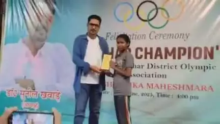 देवघर: जनवरी में संथाल परगना का सबसे बड़ा अवार्ड समारोह आयोजित करेंगे डॉ. सुनील खवाड़े