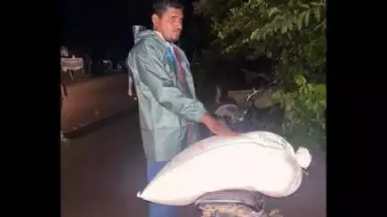 ములుగు: కన్నాయిగూడెంలో రూ.6వేల విలువైన గుడుంబా పట్టివేత, వ్యక్తిపై కేసు నమోదు