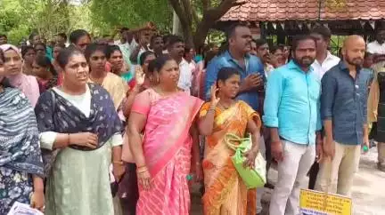 புதுக்கோட்டை: ஆட்சியரக வளாகத்தில் திடீரென கோஷங்களை எழுப்பிய வருவாய்த் துறையினரால் பரபரப்பு