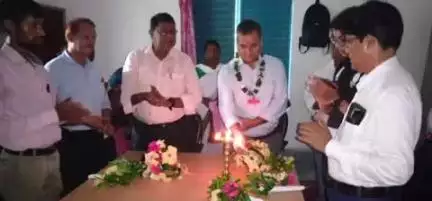 महेशपुर: जयनगरा पंचायत भवन में पीएम जनमन शिविर का हुआ आयोजन, बीडीओ व सीओ ने दीप जलाकर किया शुभारंभ