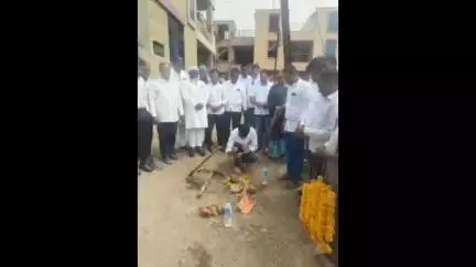 उदगीर: राजा भगीरथ नगर येथे सिमेंट रस्त्याच्या कामाचे भूमिपूजन