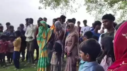 देेेवरिया: सूरजपुर टोला लालापुर स्थित कथाघाट के पास नदी में मिला 65 वर्षीय अधेड़ का शव, इलाके में मची सनसनी