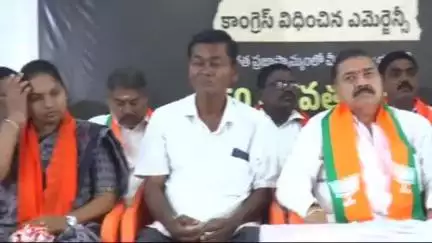 నిజామాబాద్ సౌత్: ఇందిరాగాంధీ ఎమర్జెన్సీ విధించి నేటికి 50 ఏండ్లు: నగరంలో బిజెపి జిల్లా అధ్యక్షులు దినేష్