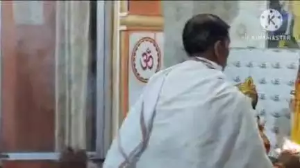 बांधवगढ़: उमरिया: राम दरबार मंदिर में पुजारी ने उतारी श्री रामचंद्र जी की आरती, भक्त हुए मन मुग्ध