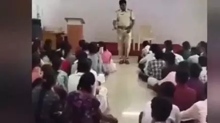 మంత్రాలయం: మాదకద్రవ్యాలు భవిష్యత్తును నాశనం చేస్తాయి: కోసిగి ఎక్సైజ్ సీఐ భార్గవ్ రెడ్డి