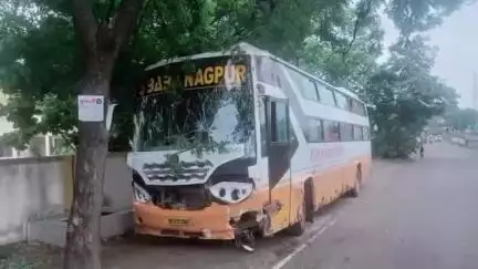 काटोल: बाजारगाव परिसरात ट्रॅव्हल्सची पादचाऱ्याला धडक, उपचारादरम्यान मृत्यू