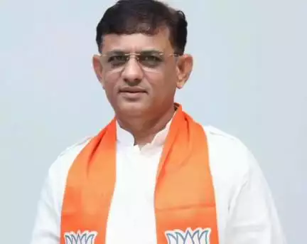 લીલીયા: લીલીયામા સ્વચ્છતા મુદ્દે જિલ્લા વિકાસ અધિકારીને પત્ર પાઠવતા ધારાસભ્ય મહેશભાઈ કસવાલા