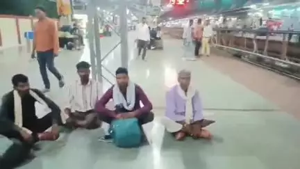 डिंडौरी: नावा स्टेशन के पास ट्रेन से गिरकर छिवली गांव के युवक की मौत, परिजन जयपुर रवाना