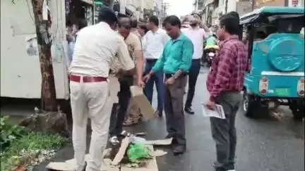 गिरिडीह: भंडारीडीह में अवैध गुटखा के खिलाफ छापेमारी, खाद्य सुरक्षा अधिकारी व डीएसपी ने संभाली कमान