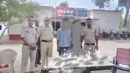 रामपुर नैकिन: ग्राम धनहा में चोरी करने वाले आरोपी को खड्डी पुलिस ने पकड़ा, कार्रवाई कर पहुंचाया जेल