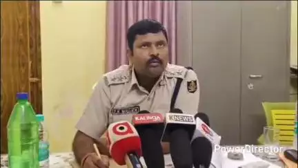 ବାଙ୍ଗିରିପୋଷି: ତିତିରି ମୌଜାରେ ଘର ଉଚ୍ଛେଦ ବେଳେ,ତହସିଲଦାର ଙ୍କୁ ପିଟିବା ଘଟଣା,କୁଳି ଅଣା ଠାରେ ପ୍ରତିକ୍ରିୟା ରଖିଲେ ଏସ ଡି ପି ଓ
