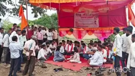 जळकोट: तिरू नदीवरील पुलाच्या कामास सुरुवात करण्याचे लेखी आश्वासन
शिवसेनेच्या आमरण मौजे आतनूर येथील उपोषणाला यश