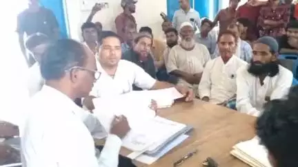 अमरिया: गांव पिंजरा वमनपुरी में लोकपाल ने की मनरेगा कार्यों की गुणवत्ता की जांच