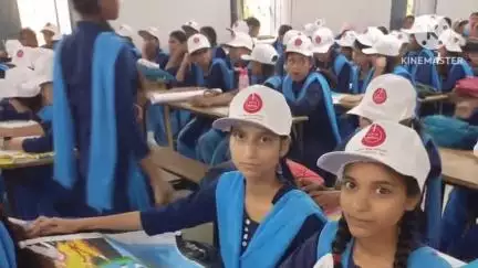 नवादा: नवादा में नशा मुक्त भारत अभियान के तहत प्रोजेक्ट कन्या इंटर विद्यालय में कार्यक्रम का आयोजन