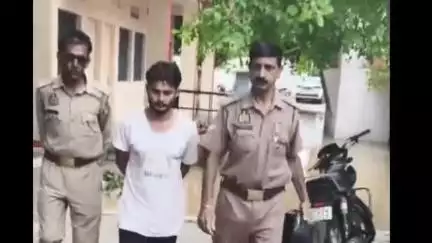 अमरोहा: अमरोहा कोर्ट के आदेश पर डिडौली थाना पुलिस ने वारंटी को किया गिरफ्तार