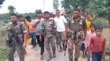 मनातू: मनातू थाना क्षेत्र में अफीम की खेती व सामाजिक कुरीतियों के खिलाफ पुलिस का जागरूकता अभियान