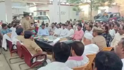 फतेहपुर: मुहर्रम के पर्व को देखते हुए ASP और DSP ने नागरिकों के साथ बैठक की, अफवाहों पर ध्यान न देने की अपील की