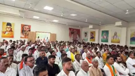 सौसर: सौसर भाजपा कार्यालय में संविधान हत्या दिवस पर संगोष्ठी का आयोजन, सांसद भी उपस्थित रहे