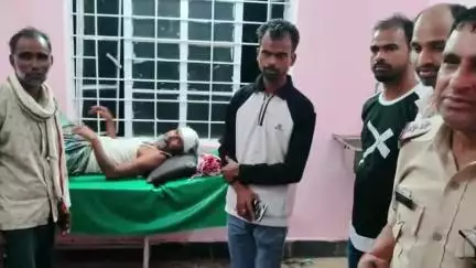 बेंगाबाद: घाटकुल गांव में आपसी विवाद में दो पक्षों के बीच मारपीट, नसीरुद्दीन अंसारी घायल