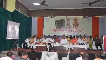 मुंगेली: आपातकाल भारतीय लोकतंत्र का एक काला अध्याय, विधायक श्री मोहले ने मीसाबंदियों की 50वीं वर्षगांठ पर किया भावपूर्ण सम्मान