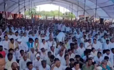 ग्वालियर गिर्द: ग्वालियर में कांग्रेस कमेटी द्वारा संविधान सत्याग्रह उपवास किया गया
