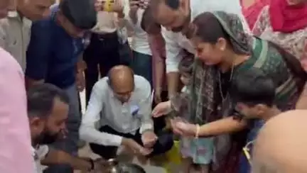 धरियावद: राष्ट्रीय संत आचार्य 1008 पुलक सागरजी महाराज का धरियावद नगर से आज मंगल विहार हुआ