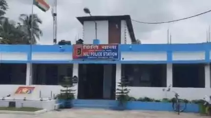 হিলি: ভুয়ো ভারতীয় নথি বানিয়ে হিলিতে লুকিয়ে থাকা এখনবাংলাদেশিকে গ্রেফতার করলো পুলিশ, পুরো ঘটনার তদন্ত শুরু করেছে হিলি থানা