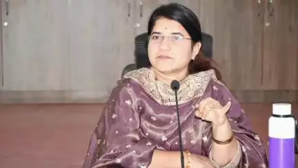 జిల్లాలో రహదారుల భద్రత ప్రమాదాల నివారణకు పటిష్ట చర్యలు చేపట్టాలి: జిల్లా కలెక్టర్ రాజకుమారి