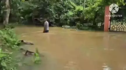 পূব যোৰহাট: জাঁজী নদীৰ বাঢ়নী পানীয়ে বুৰালে এজাৰগুৰি অঞ্চল, বাতিল কৰিব লগা হ'ল বিদ্যালয়ৰ পৰীক্ষা #jansamasya