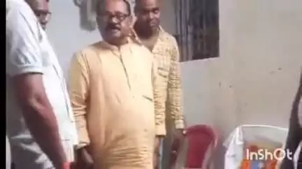 कुर्था: जदयू नेता अम्बुज वर्मा की माता जी की पुण्यतिथि पर जदयू प्रदेश सचिव ने खटांगी गांव पहुंचकर दी श्रद्धांजलि