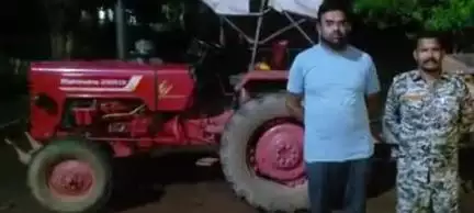 जतारा: दो थानों की पुलिस ने धमना से चोरी हुआ ट्रैक्टर ट्रॉली बरामद किया, आरोपी फरार