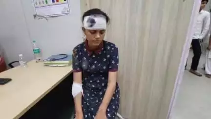 जहानाबाद: सामने से आ रही वाहन के कारण स्कूटी सवार शिक्षिका हुई दुर्घटना का शिकार, शिकारिया मीडिया स्कूल से लौट रही थी