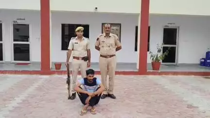 राजगढ़: गांव रड़वा से पिकअप जीप चोरी मामले में राजगढ़ थाना पुलिस ने एक आरोपी को गिरफ्तार किया