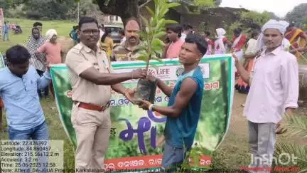 ବୀରମିତ୍ରପୁର: କର୍କଟନାସା ଗ୍ରାମପଞ୍ଚାୟତର ଜାମଧରା ଗ୍ରାମରେ ଧରତୀ ଆବା ଜନଜାତୀୟ ଗ୍ରାମ ଉତ୍କର୍ଷ ଅଭିଯାନ ଅନୁଷ୍ଠିତ