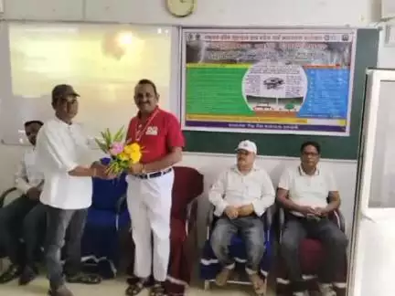 ନର୍ଲା: ଘୋଡ଼ାବନ୍ଧ ସରକାରୀ ଉନ୍ନିତ ଉଚ୍ଚ ବିଦ୍ୟାଳୟ ଠାରେ  ବଜ୍ରପାତ ସଚେତନତା କାର୍ଯ୍ୟକ୍ରମ ଅନୁଷ୍ଠିତ