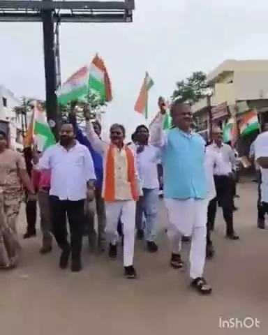 बेमेतरा शहर में भाजपाईयों ने निकाली तिरंगा यात्रा, साजा एवं बेमेतरा के विधायक हुए शामिल
