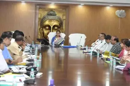 ओरमांझी: पशुपालन भवन में कृषि मंत्री ने मत्स्य पालन को बढ़ावा देने के लिए की समीक्षा बैठक