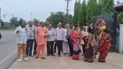 ଝାରସୁଗୁଡା: ଓବିଶି ବର୍ଗଙ୍କୁ ୨୭ ପ୍ରତିଶତ ସଂରକ୍ଷଣ ପ୍ରଦାନ କରିବା ପାଇଁ ବେଲପାହାଡ ରେ ଦାବି କଲା ଓବିସି ମଞ୍ଚ#jansamsya