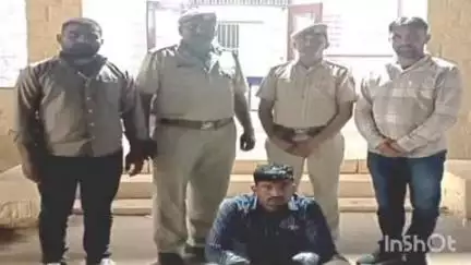 लोहावट: बरसींगो का बास गांव निवासी ₹25,000 का इनामी अपराधी गिरफ्तार