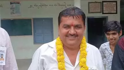 વડગામ: વડગામની 16 ગામ પંચાયતની ચૂંટણીની મત ગણતરી કેન્દ્ર પર કભી ખુશી કભી ગમના દ્રશ્યો પણ જોવા મળ્યા હતા