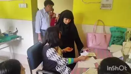 जगदलपुर: सीएमएचओ ने कुम्हारपारा के शहरी प्राथमिक स्वास्थ्य केंद्र और प्रधानमंत्री सुरक्षित मातृत्व अभियान की समीक्षा की