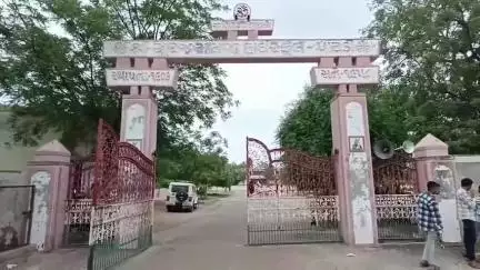 દસાડા: દસાડા તાલુકાના ગામોની ચૂંટણી ની મત ગણતરી સુરજમલજી હાઈસ્કૂલ ખાતે યોજાઈ : રિઝલ્ટ બાદ ક્યાંક ખુશી તો ક્યાંક ગમ જેવો માહોલ