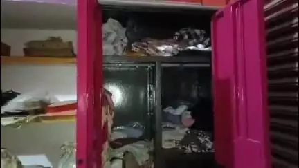 सिमरिया: किशनपुर मुहल्ले के एक घर में चोरों ने लाखों के जेवरात और नकदी चुराई, परिवार शादी में गया था