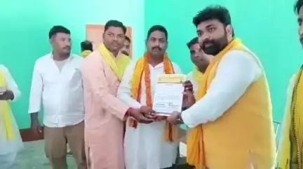 जखनिया: जखनिया में सुभासपा के युवा सम्मेलन में संगठन को बूथ स्तर तक मजबूत करने का आह्वान, नए पदाधिकारियों की हुई नियुक्ति
