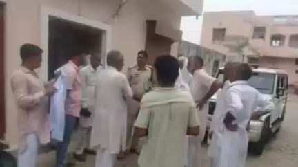 सिवानी: झुम्पा गांव में चोरी की घटनाओं पर किसान सभा का विरोध, 2 जुलाई को धरने की चेतावनी