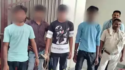 मोतिहारी: हरसिद्धि पुलिस ने थाना क्षेत्र के विभिन्न स्थानों से 12 लोगों को किया गिरफ्तार