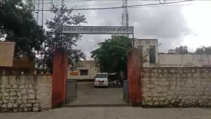 पचपहाड़: सिंहपुर हल्का के पटवारी को कार्य में लापरवाही और आदेशों की अवहेलना करने पर किया गया निलंबित